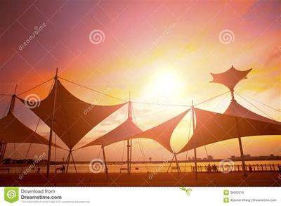 霸刀傳奇(刀刀送元寶)行業的發展機遇與挑戰